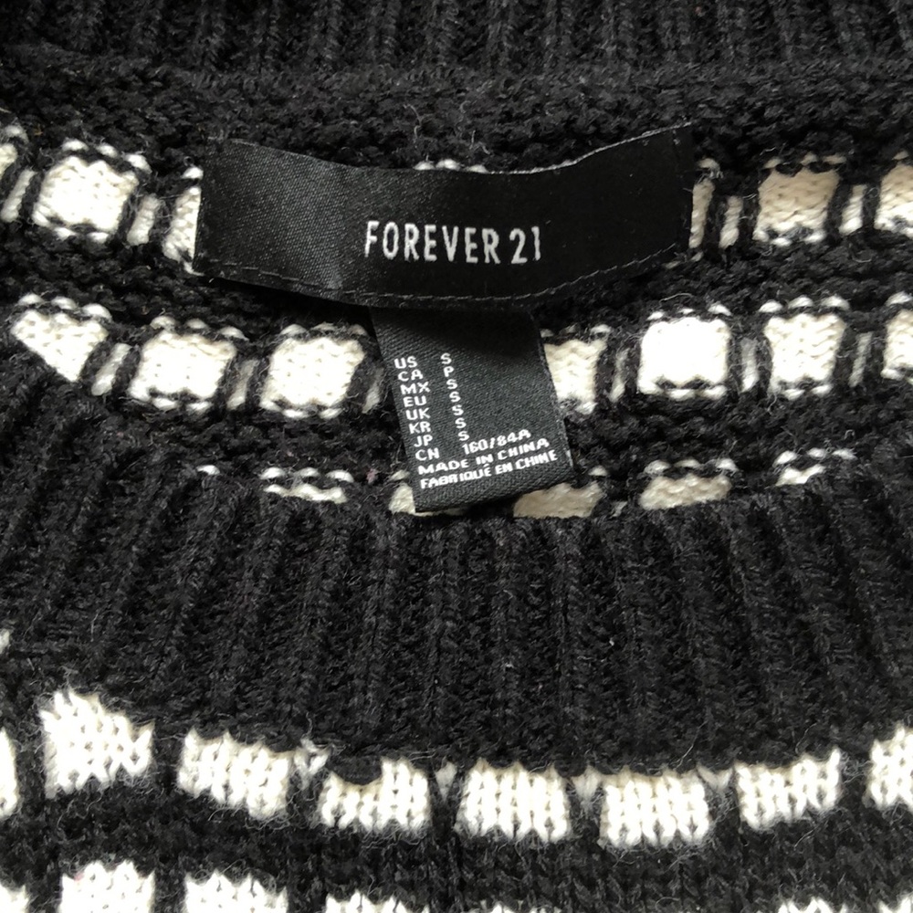 Sweater - Picture 3 of 3
